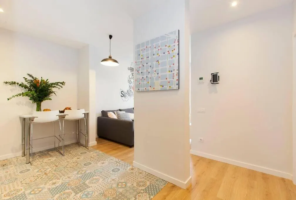 Beautiful 4Bd 4Ba Apartment In Eixample District Barcelone Espagne